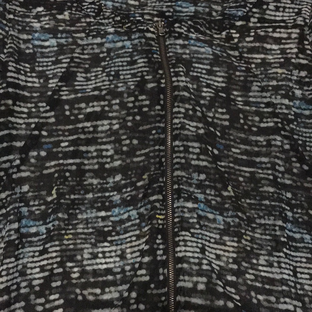 Blouse - Picture 2 of 5